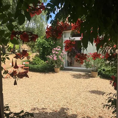 Couette-café La Thibaud 3*