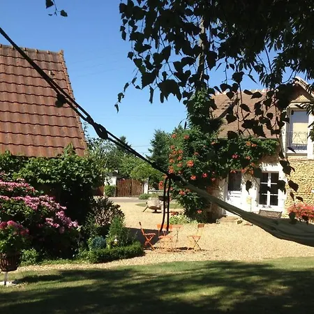 Couette-café La Thibaud 3*